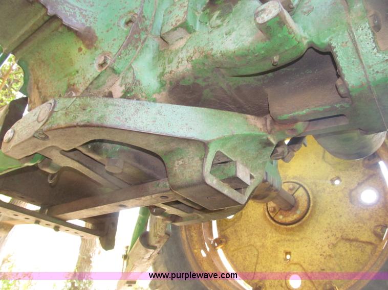 image for item B5242 1962 John Deere 3010 tractor