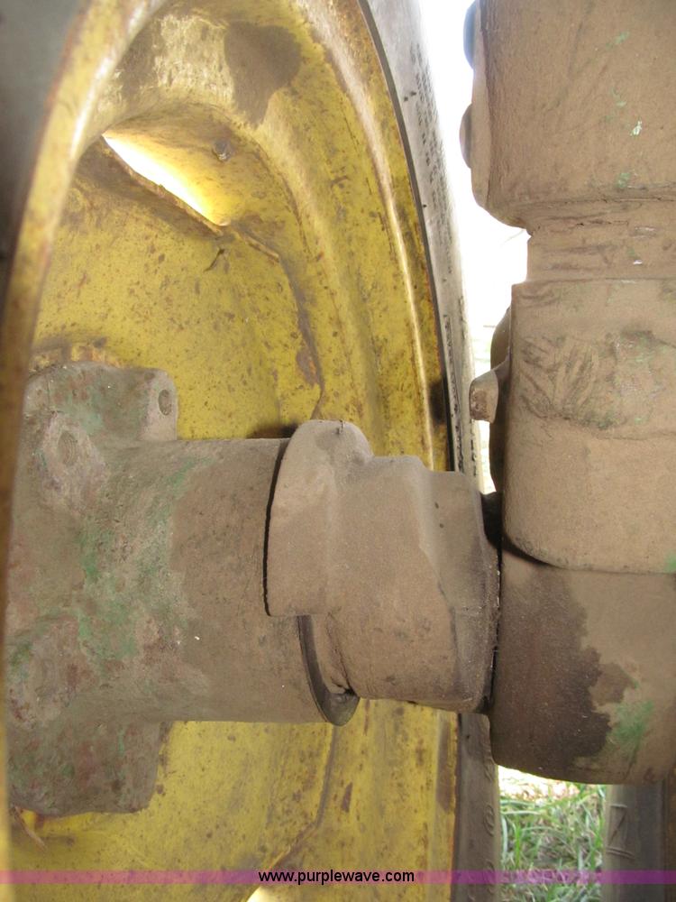 image for item B5242 1962 John Deere 3010 tractor