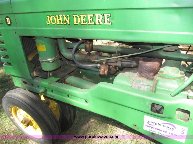 image for item B5247 1947 John Deere B tractor