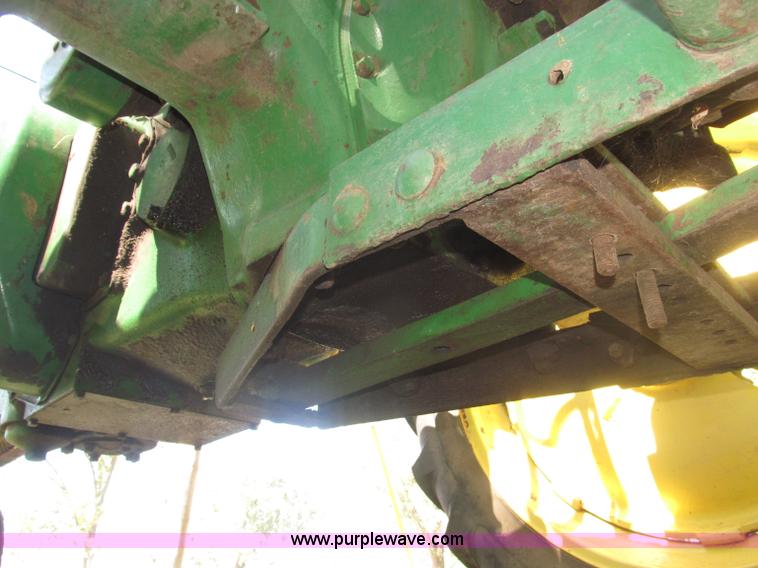 image for item B5247 1947 John Deere B tractor