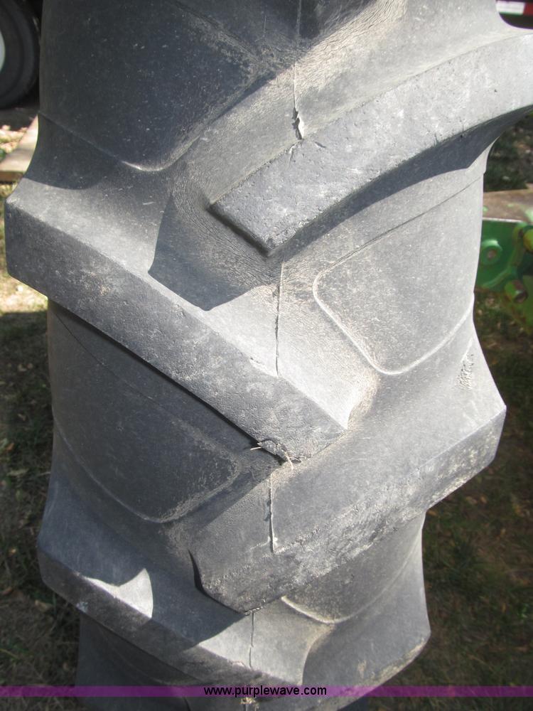 image for item B5247 1947 John Deere B tractor