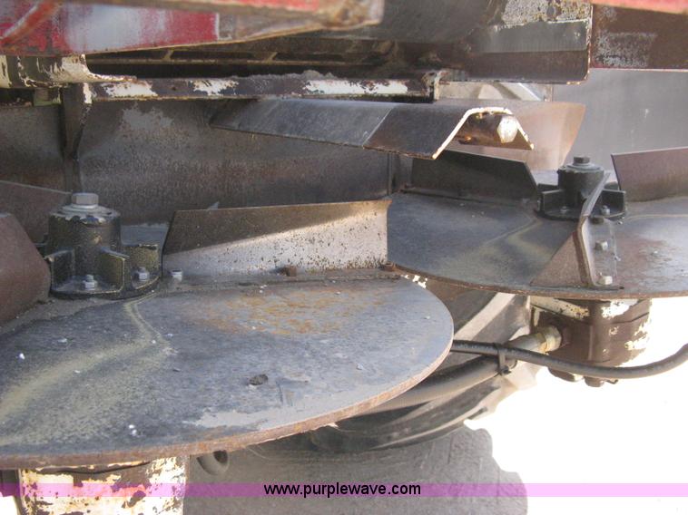 image for item B8301 1995 International 2554 dry fertilizer spreader truck