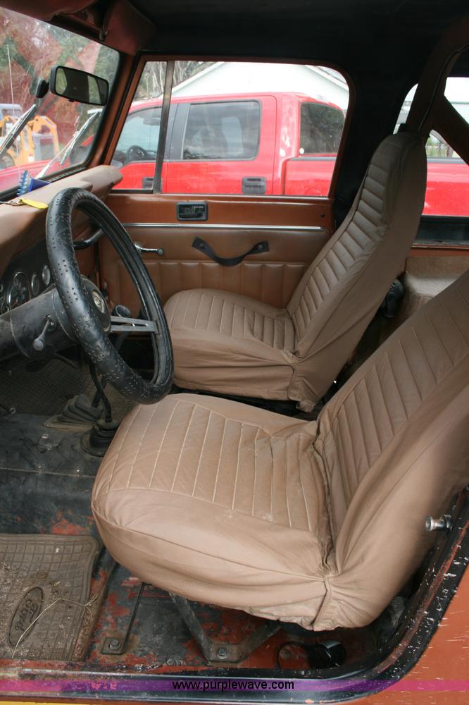 image for item C3541 1981 Jeep CJ7 Renegade SUV