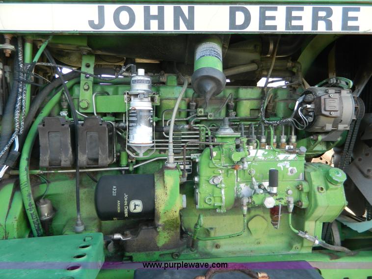 image for item D4477 1982 John Deere 4640 tractor