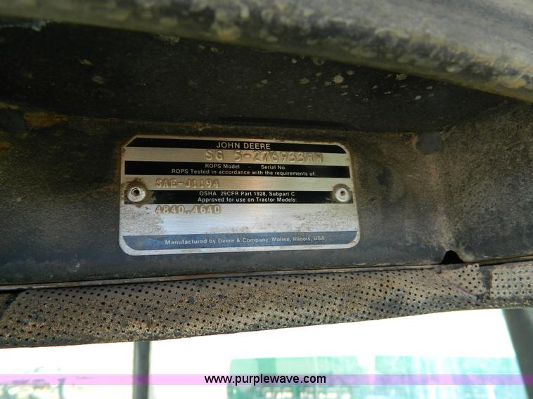 image for item D4477 1982 John Deere 4640 tractor