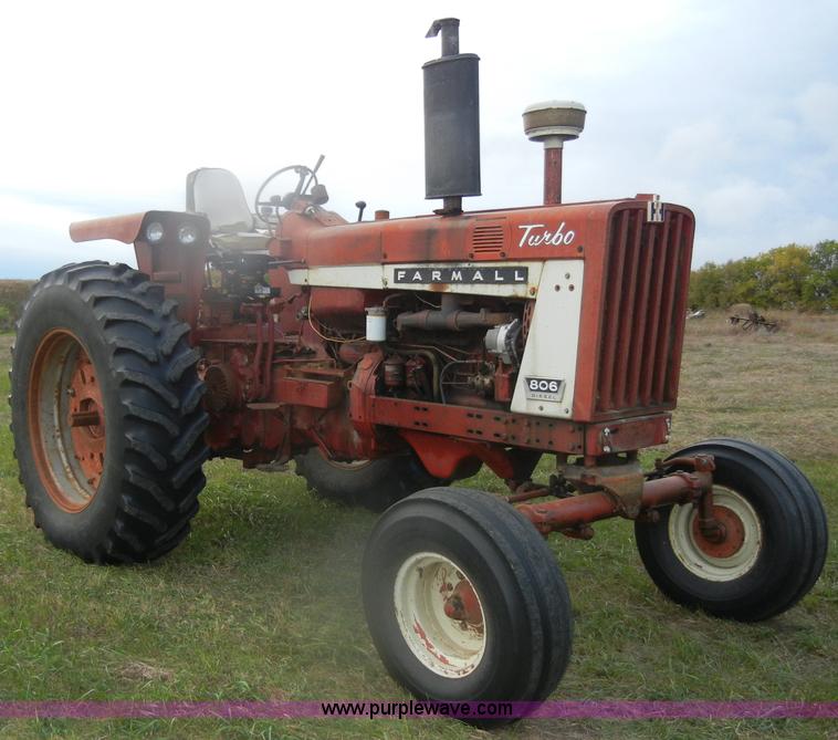 image for item D4936 1966 Mccormick Farmall F806 Turbo tractor