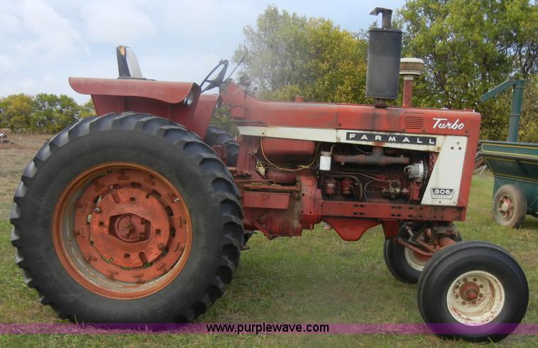 image for item D4936 1966 Mccormick Farmall F806 Turbo tractor
