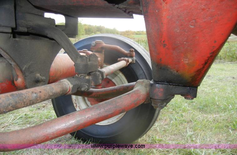 image for item D4936 1966 Mccormick Farmall F806 Turbo tractor