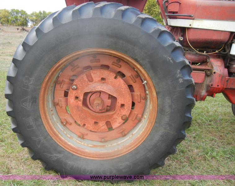 image for item D4936 1966 Mccormick Farmall F806 Turbo tractor