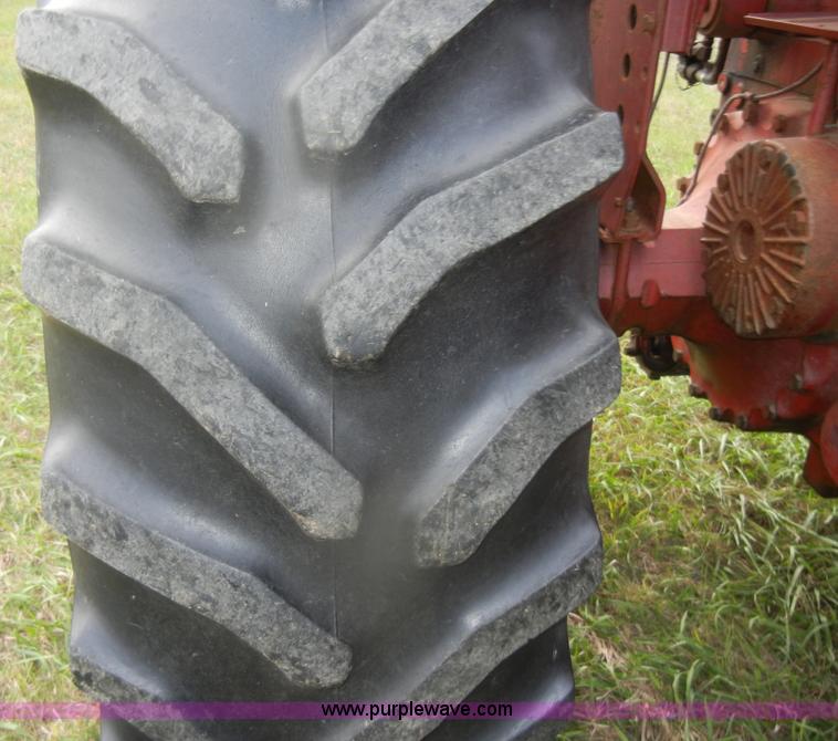 image for item D4936 1966 Mccormick Farmall F806 Turbo tractor