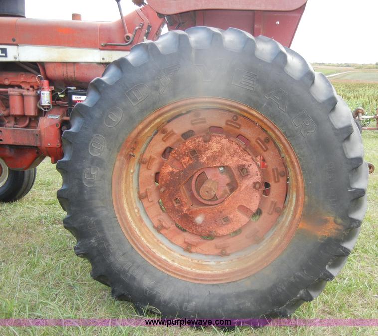 image for item D4936 1966 Mccormick Farmall F806 Turbo tractor