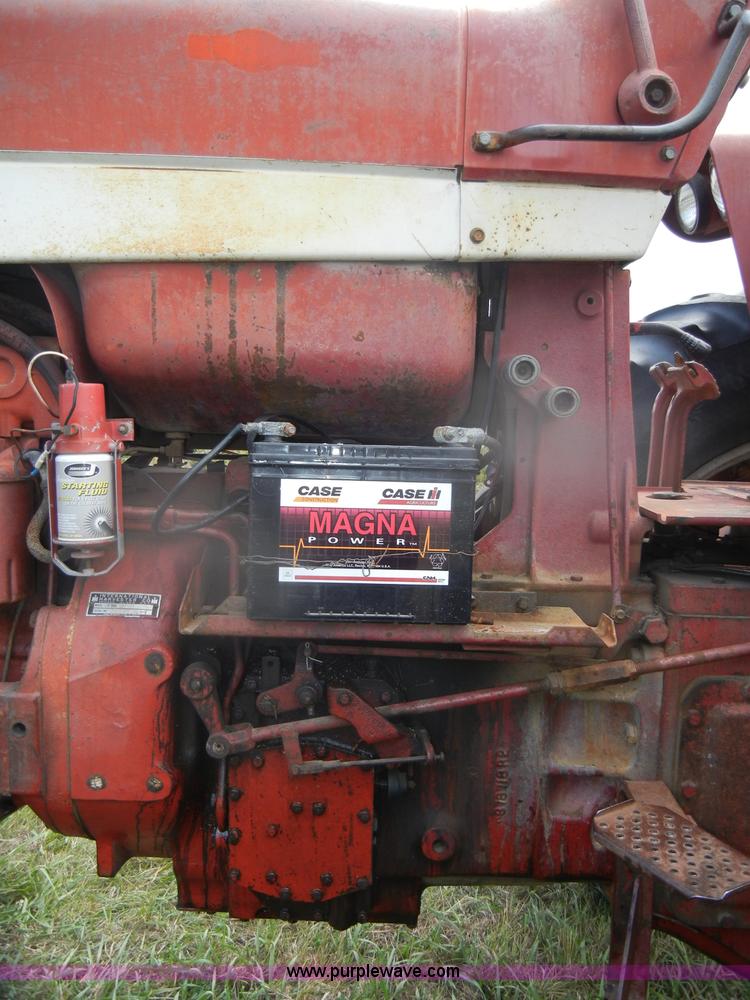 image for item D4936 1966 Mccormick Farmall F806 Turbo tractor