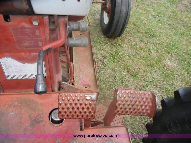 image for item D4936 1966 Mccormick Farmall F806 Turbo tractor