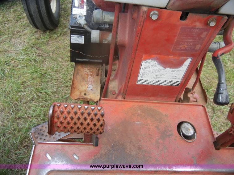 image for item D4936 1966 Mccormick Farmall F806 Turbo tractor