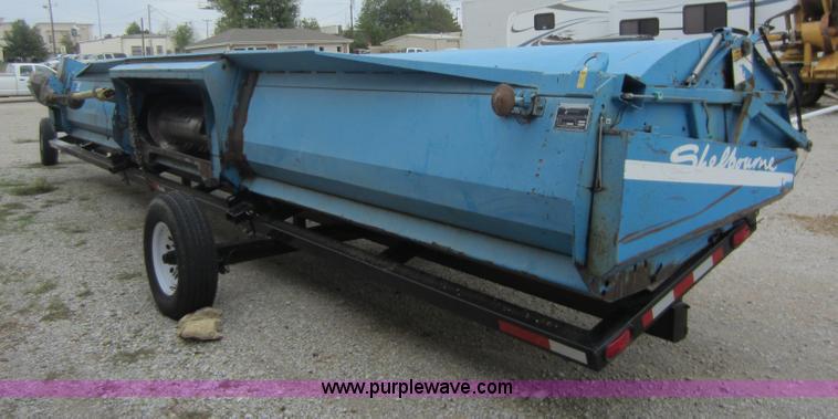 image for item D5678 1995 Shelbourne Reynolds CX84 28' stripper header