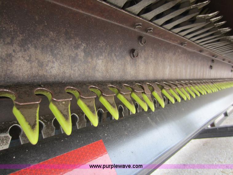 image for item D5678 1995 Shelbourne Reynolds CX84 28' stripper header