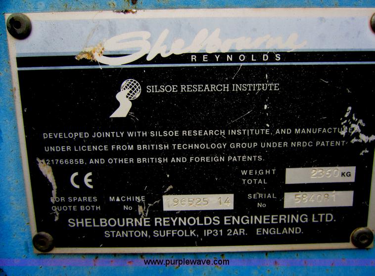 image for item D5678 1995 Shelbourne Reynolds CX84 28' stripper header