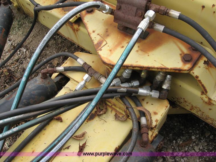 image for item E5511 Degelman hydraulic dozer blade