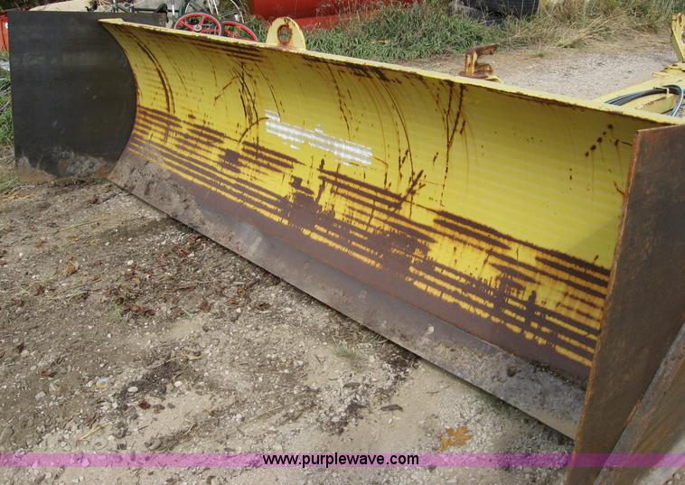 image for item E5511 Degelman hydraulic dozer blade