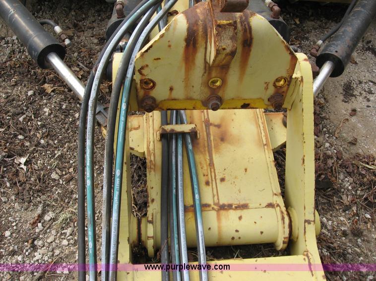 image for item E5511 Degelman hydraulic dozer blade