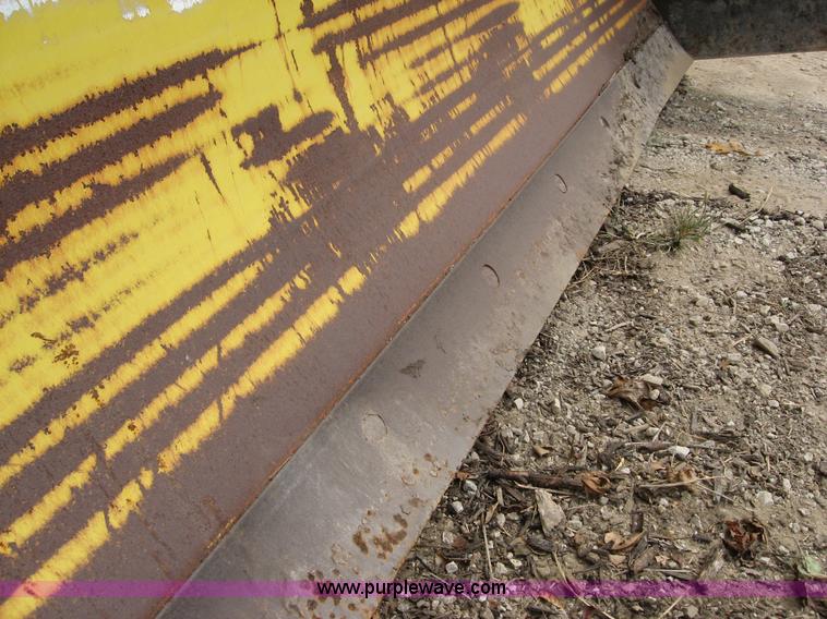 image for item E5511 Degelman hydraulic dozer blade