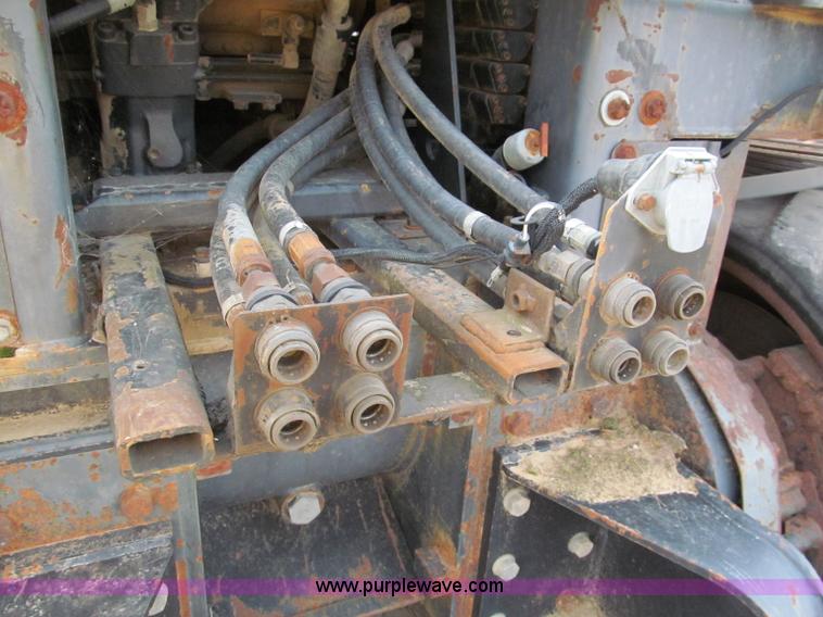 image for item E5515 Caterpillar Challenger 75 track tractor