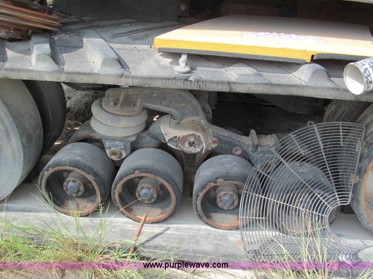 image for item E5515 Caterpillar Challenger 75 track tractor