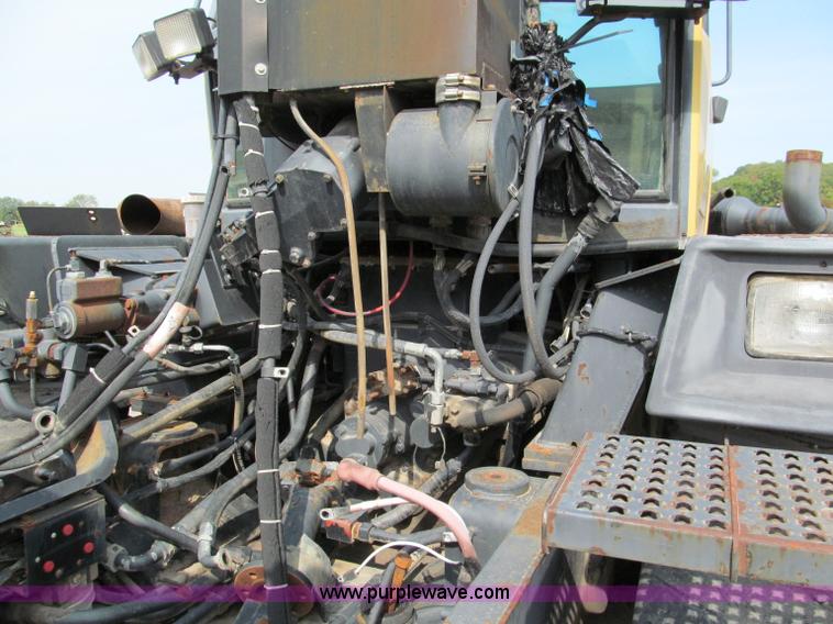 image for item E5515 Caterpillar Challenger 75 track tractor