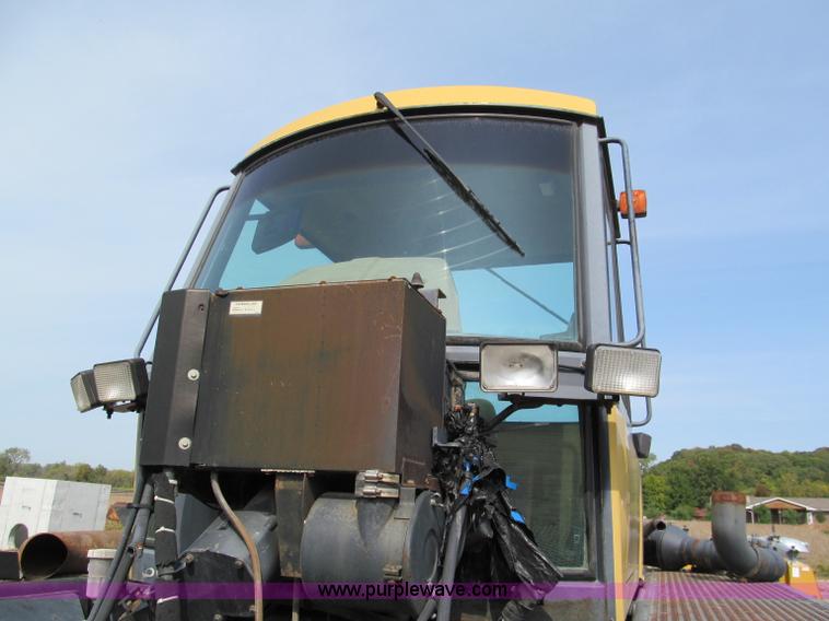 image for item E5515 Caterpillar Challenger 75 track tractor