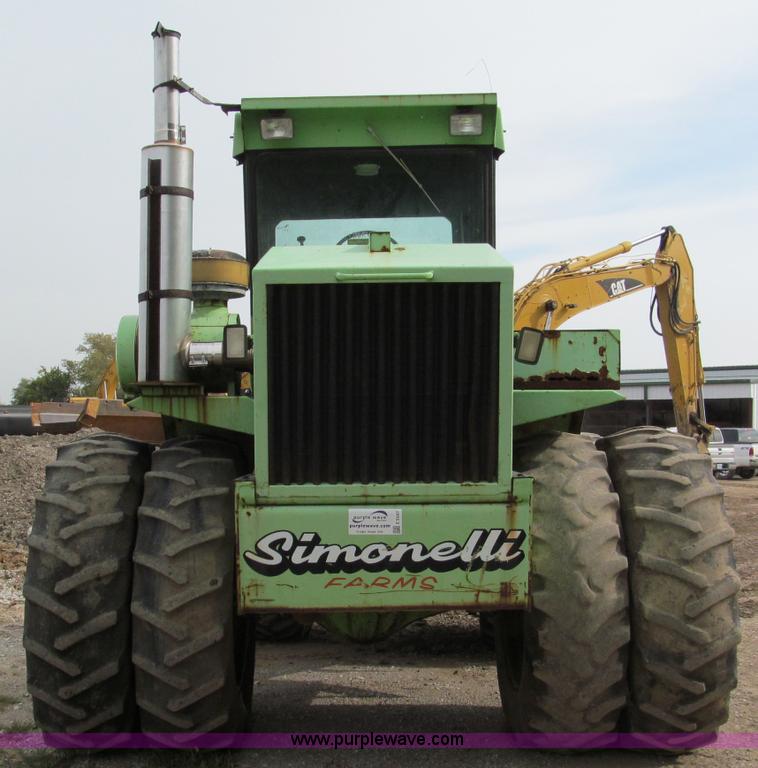 image for item E5547 1975 Steiger Turbo Tiger II ST320 4WD tractor