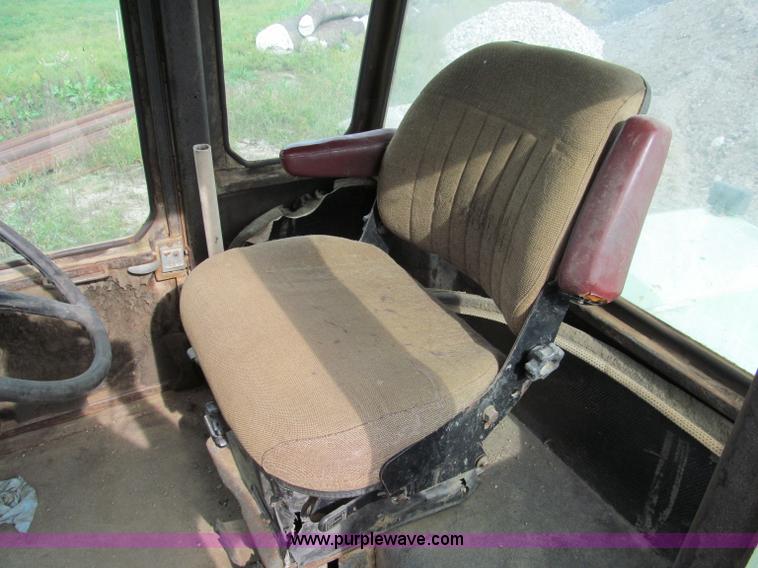 image for item E5547 1975 Steiger Turbo Tiger II ST320 4WD tractor