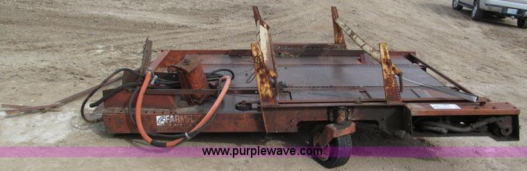 image for item E5548 Farm Hand bale accumulator