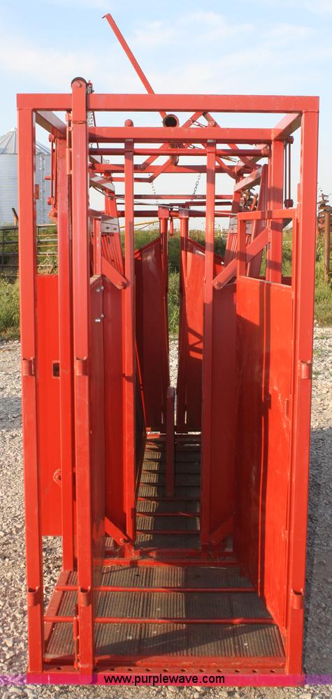 image for item F2609 Titan West Inc. cattle chute