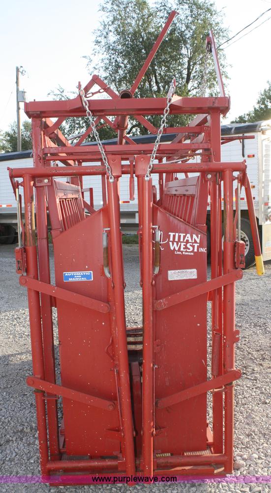 image for item F2609 Titan West Inc. cattle chute