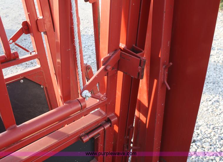 image for item F2609 Titan West Inc. cattle chute