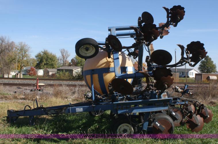 image for item F2693 Blu-Jet Landwalker anhydrous ammonia applicator