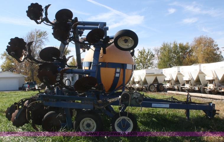 image for item F2693 Blu-Jet Landwalker anhydrous ammonia applicator