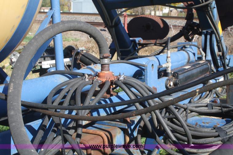 image for item F2693 Blu-Jet Landwalker anhydrous ammonia applicator