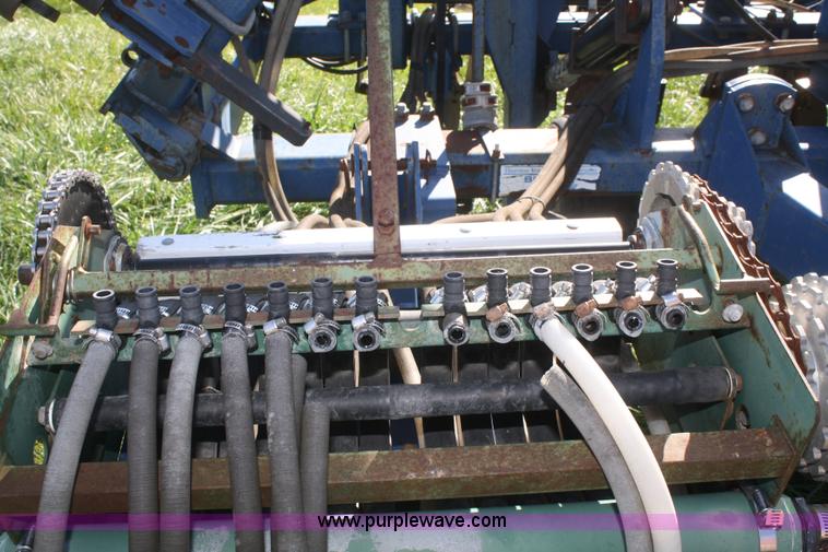 image for item F2693 Blu-Jet Landwalker anhydrous ammonia applicator