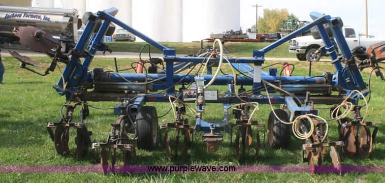 image for item F2694 Blu-Jet Landwalker anhydrous ammonia applicator