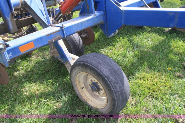 image for item F2694 Blu-Jet Landwalker anhydrous ammonia applicator