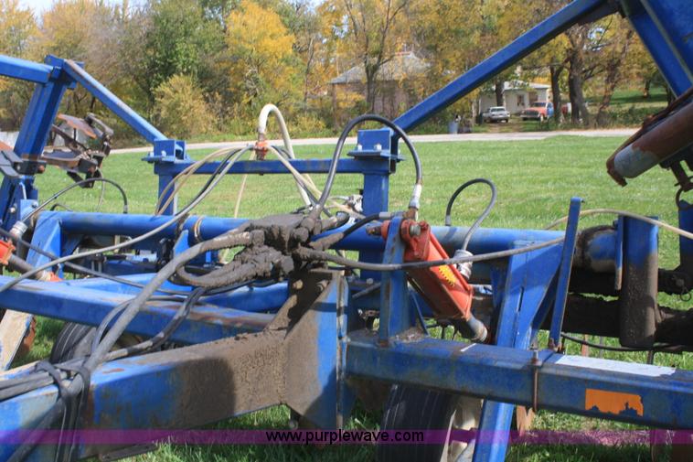 image for item F2694 Blu-Jet Landwalker anhydrous ammonia applicator