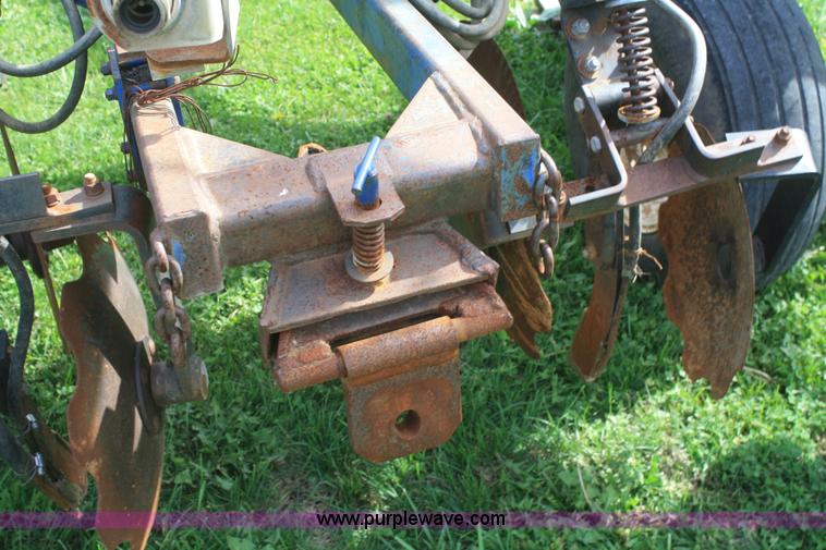 image for item F2695 Blu-Jet Landwalker anhydrous ammonia applicator