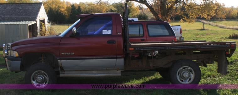 image for item F2697 1994 Dodge Ram 2500 flatbed pickup truck