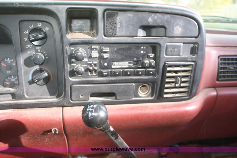 image for item F2697 1994 Dodge Ram 2500 flatbed pickup truck