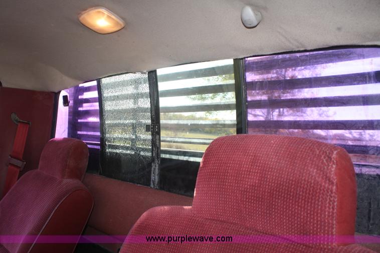 image for item F2697 1994 Dodge Ram 2500 flatbed pickup truck