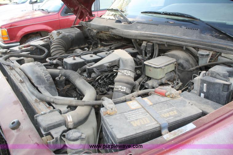 image for item F2697 1994 Dodge Ram 2500 flatbed pickup truck