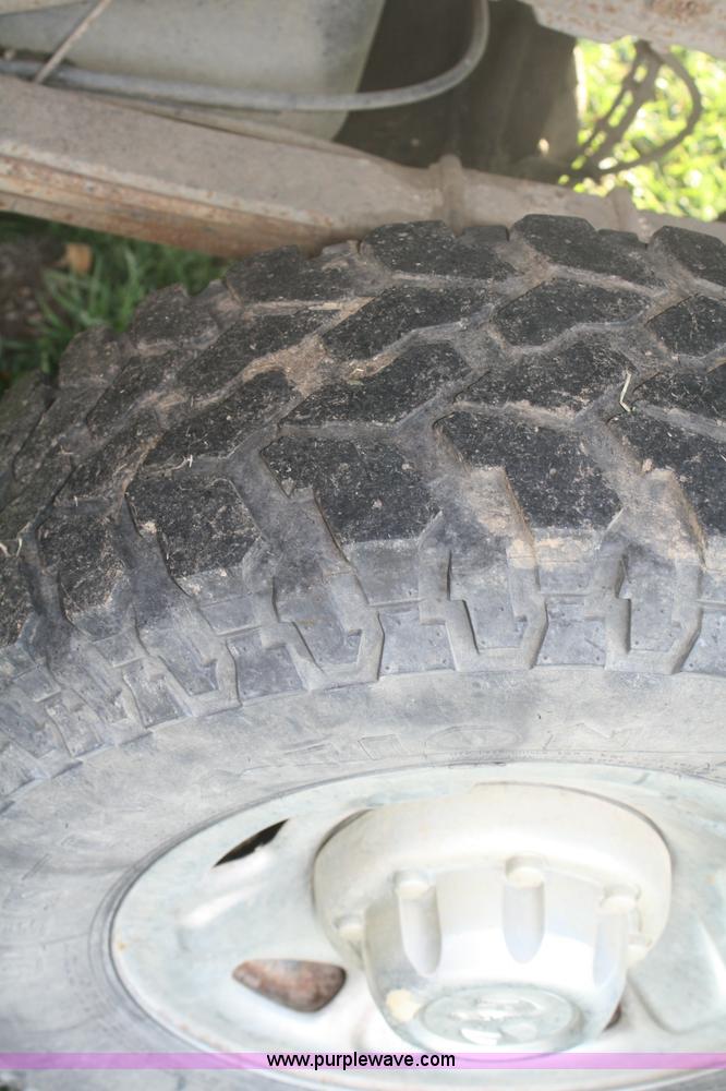 image for item F2697 1994 Dodge Ram 2500 flatbed pickup truck