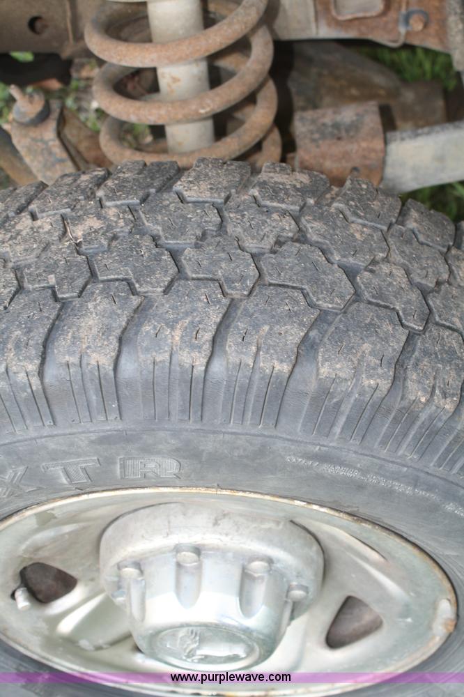 image for item F2697 1994 Dodge Ram 2500 flatbed pickup truck