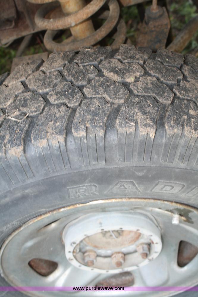 image for item F2697 1994 Dodge Ram 2500 flatbed pickup truck